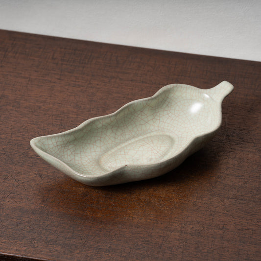 清代 哥窯豆莢形洗