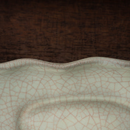 清代 哥窯豆莢形洗