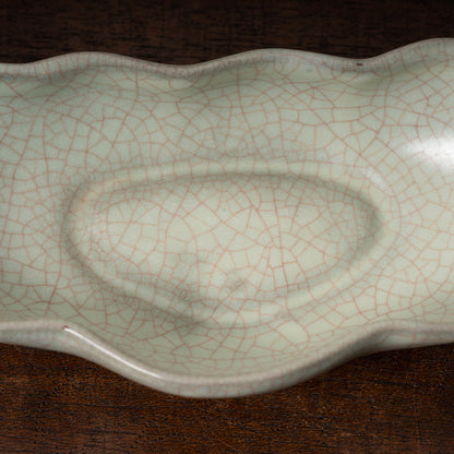 清代 哥窯豆莢形洗