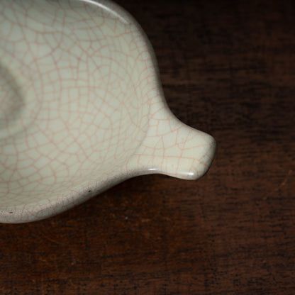 清代 哥窯豆莢形洗