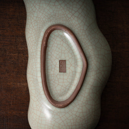 清代 哥窯豆莢形洗