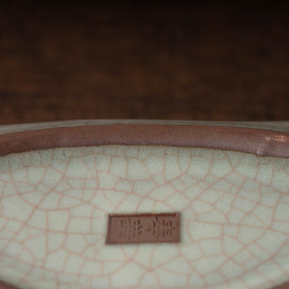 清代 哥窯豆莢形洗