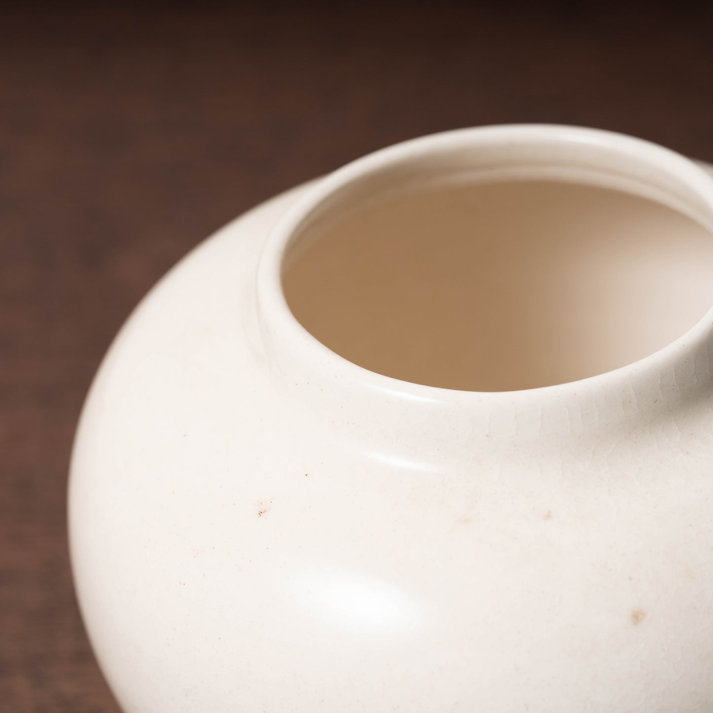 唐代 邢州窯 白磁壺「大盈」銘