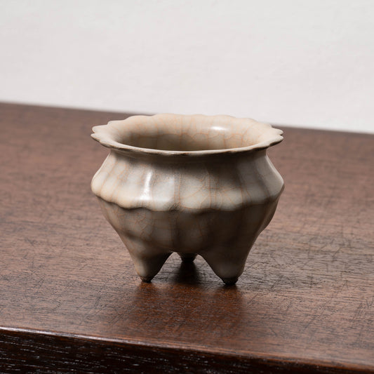 Southern Song Dynasty Censer with Flower Shaped
