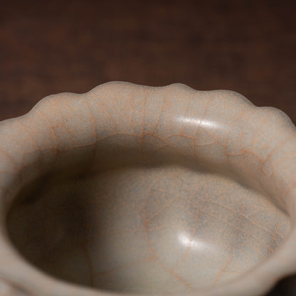 南宋官窯 青磁花形三足香炉