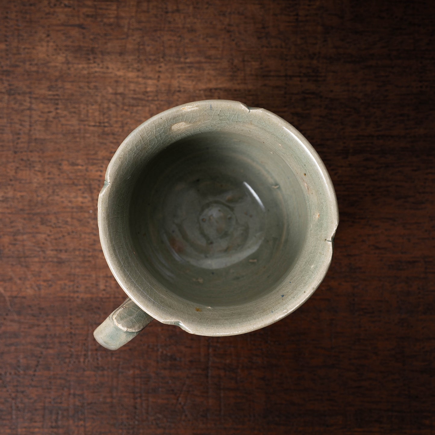 高麗 青磁象嵌蓮花文単耳碗