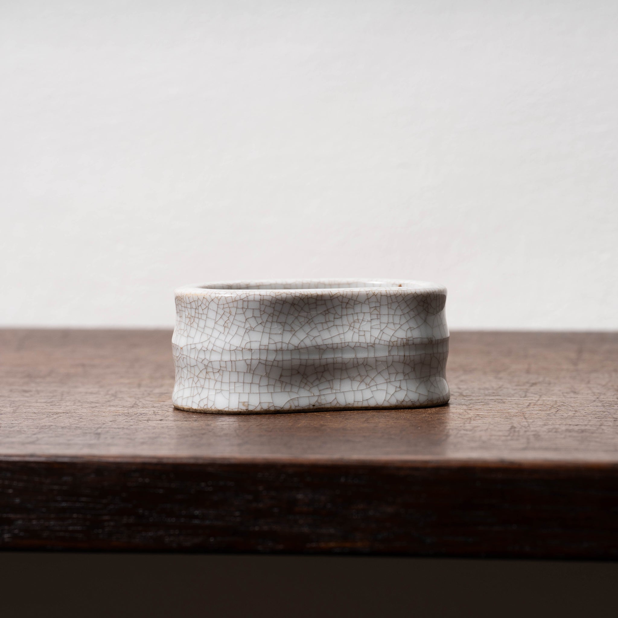 清代 哥釉弧形筆洗 – 燦禾 SANKA