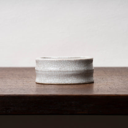 清代 哥釉弧形筆洗