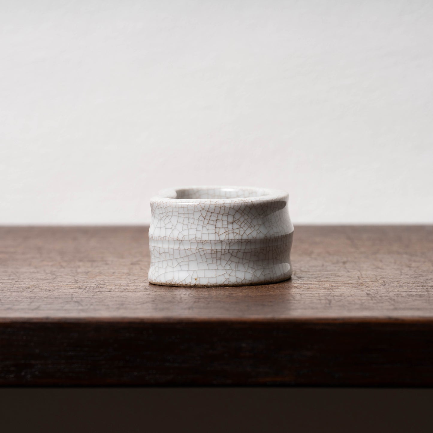 清代 哥釉弧形筆洗