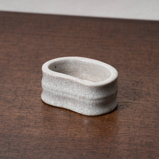 清代 哥釉弧形筆洗