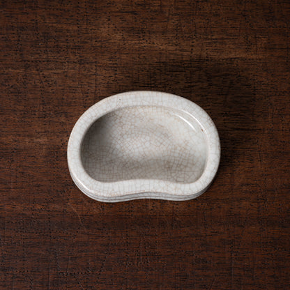 清代 哥釉弧形筆洗