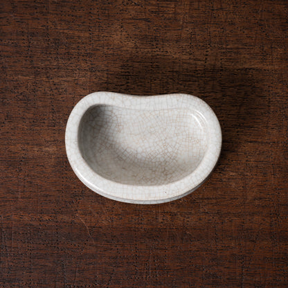 清代 哥釉弧形筆洗