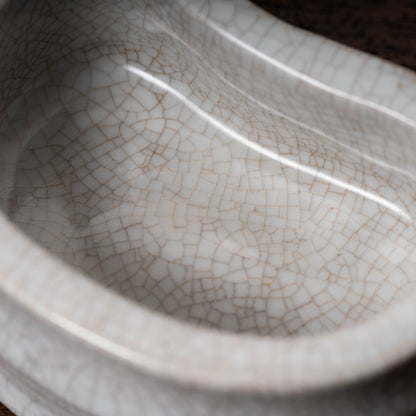 清代 哥釉弧形筆洗