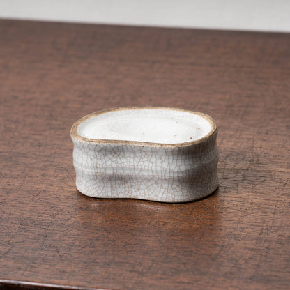 清代 哥釉弧形筆洗