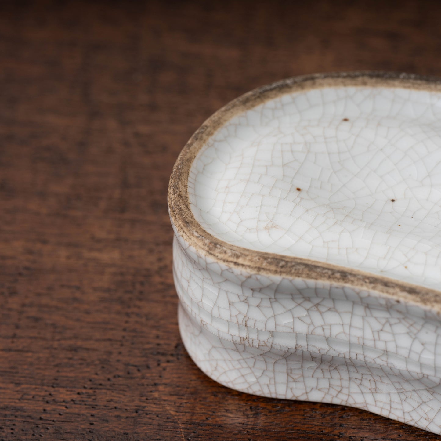 清代 哥釉弧形筆洗