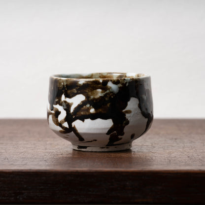 李朝 分院手鉄斑半筒形碗