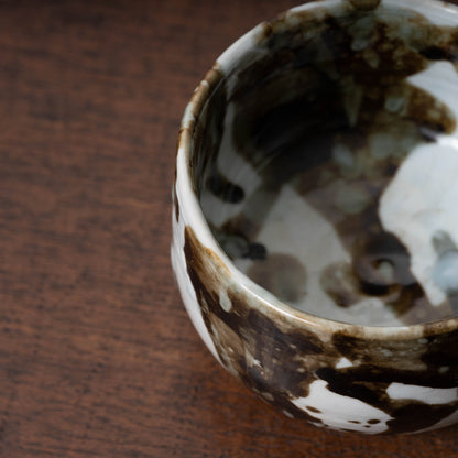 李朝 分院手鉄斑半筒形碗