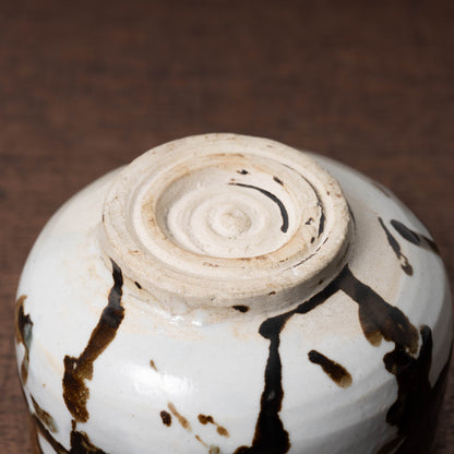 李朝 分院手鉄斑半筒形碗