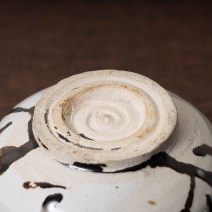 李朝 分院手鉄斑半筒形碗