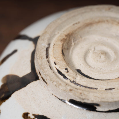 李朝 分院手鉄斑半筒形碗