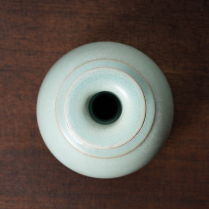 北宋 汝窯青磁盤口弦文長頸瓶