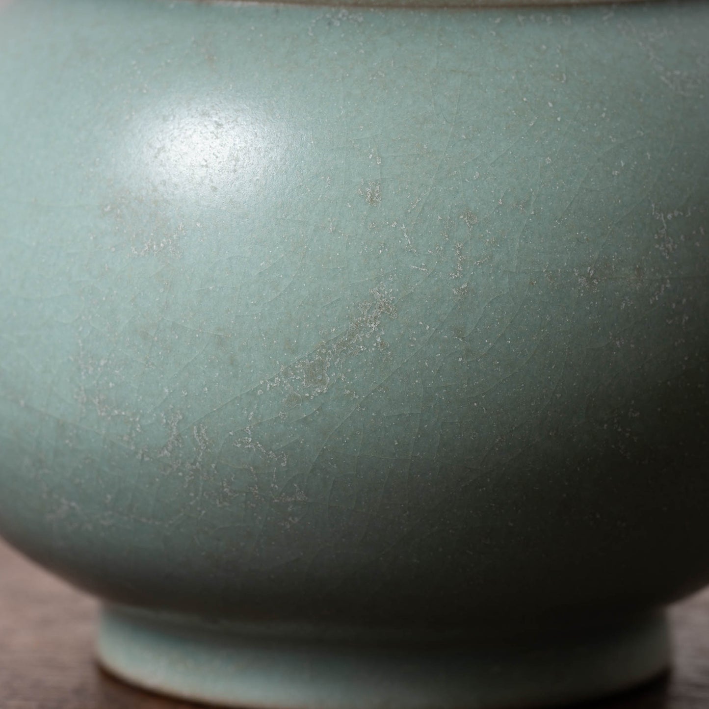 北宋 汝窯青磁盤口弦文長頸瓶