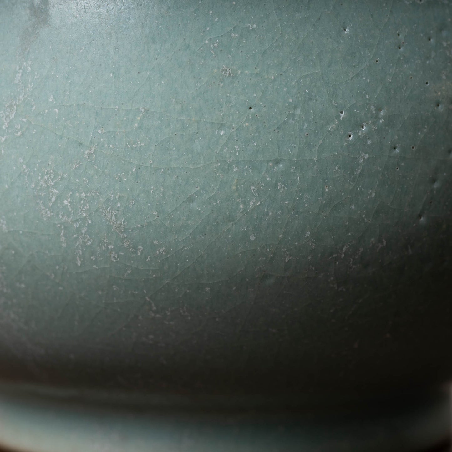 北宋 汝窯青磁盤口弦文長頸瓶