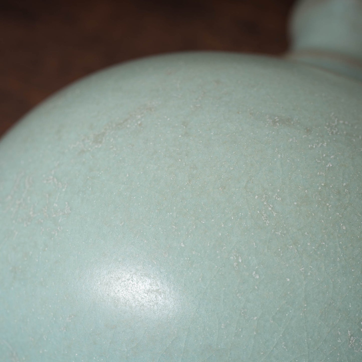 北宋 汝窯青磁盤口弦文長頸瓶