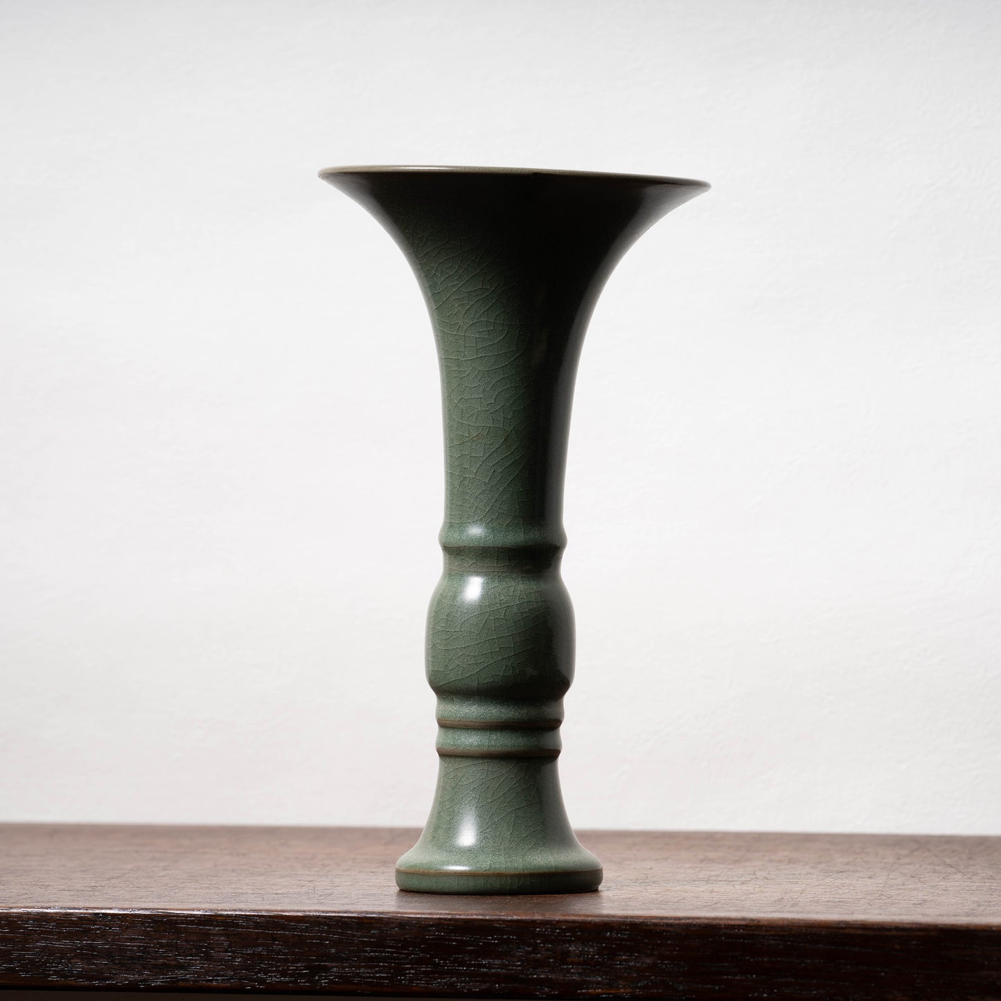 南宋官窯 青磁觚式瓶