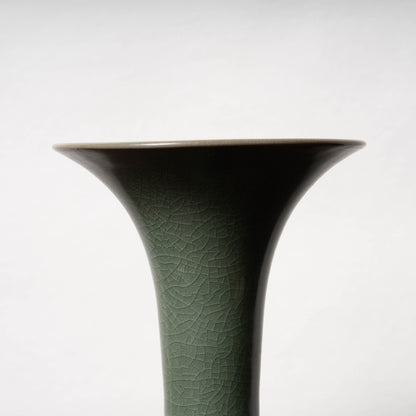 南宋官窯 青磁觚式瓶