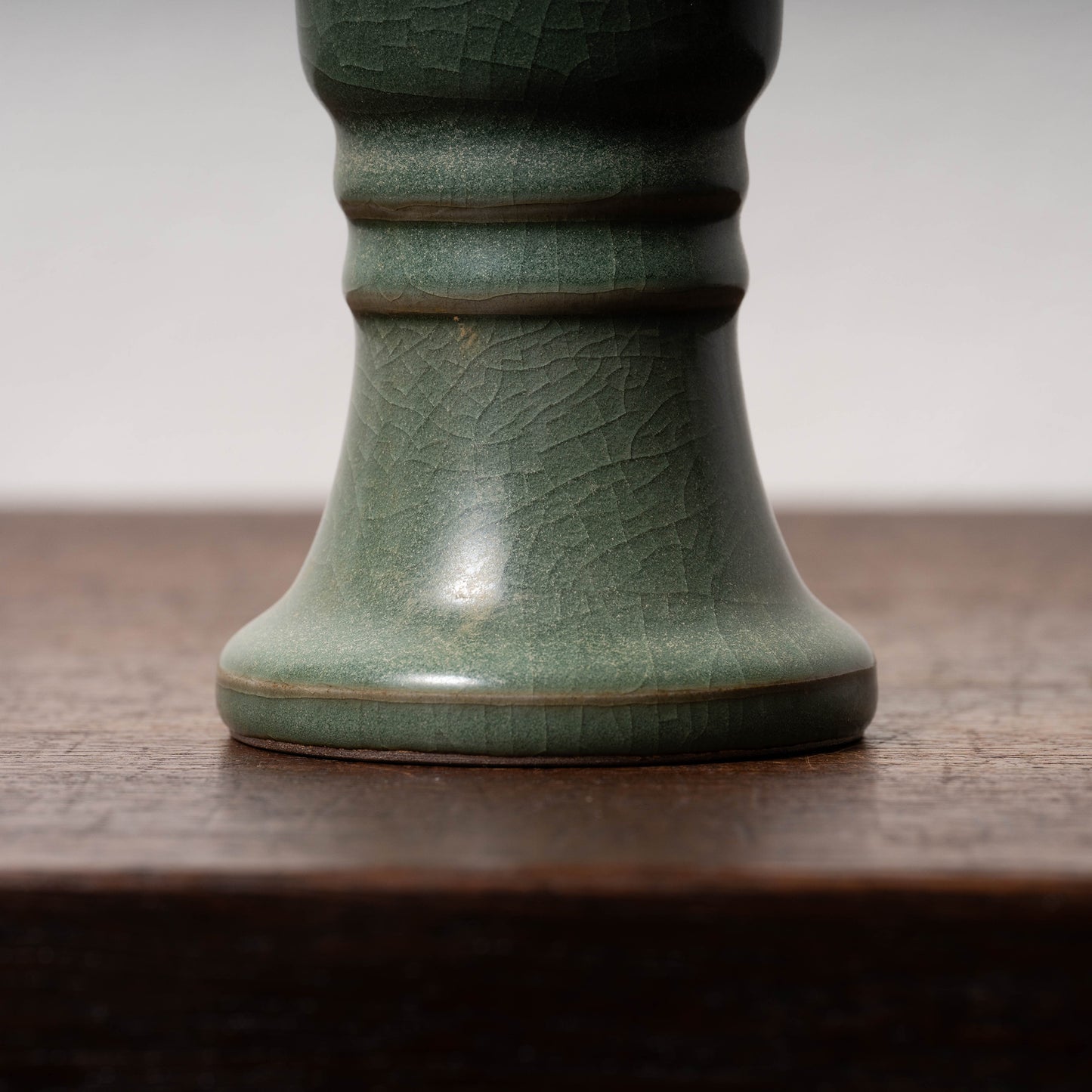 南宋官窯 青磁觚式瓶