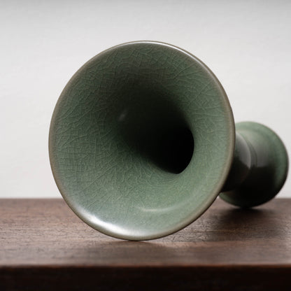 南宋官窯 青磁觚式瓶