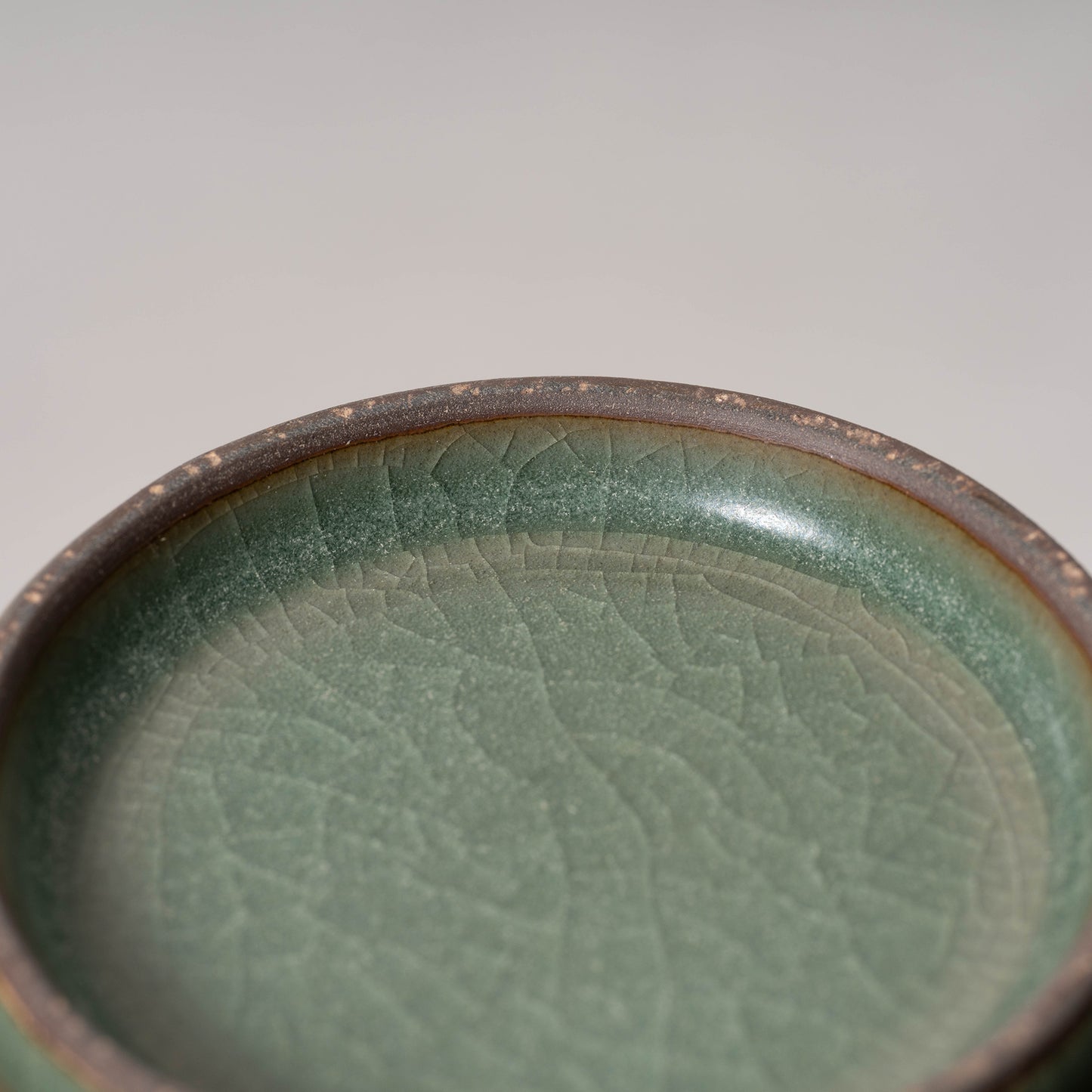 南宋官窯 青磁觚式瓶