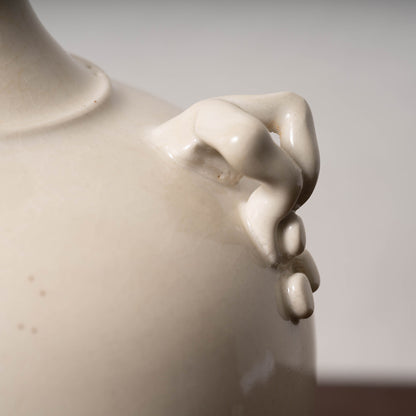 唐代 邢州窯 白磁盤口双耳瓶「大盈」銘