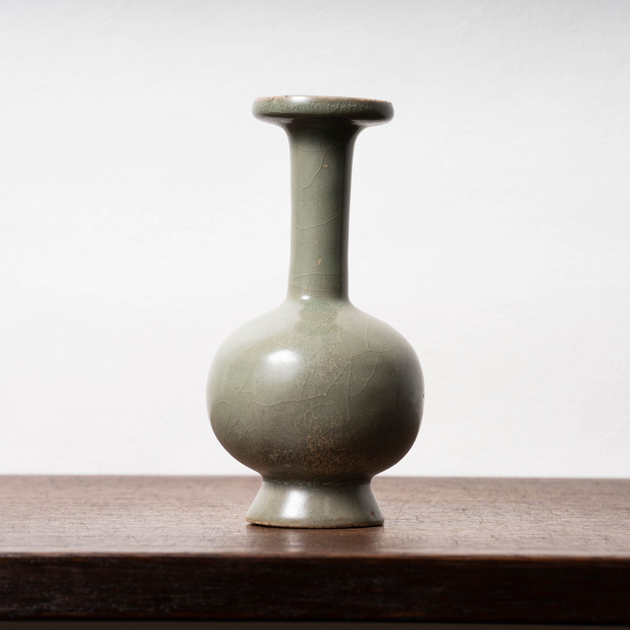 北宋 越州窯青磁盤口長頸瓶 – 燦禾 SANKA
