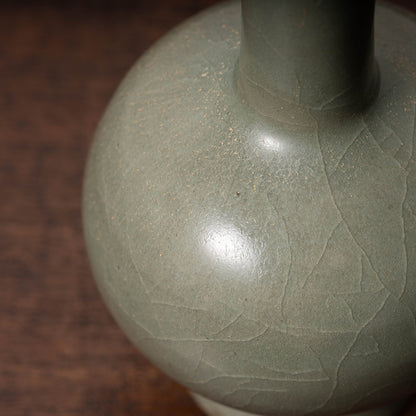 北宋 越州窯青磁盤口長頸瓶