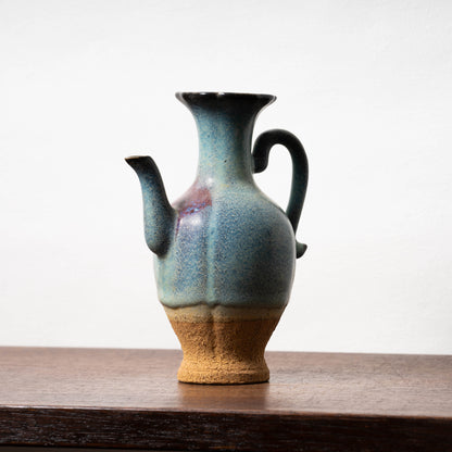 北宋 鈞窯 澱青釉紫斑瓜棱花口水注