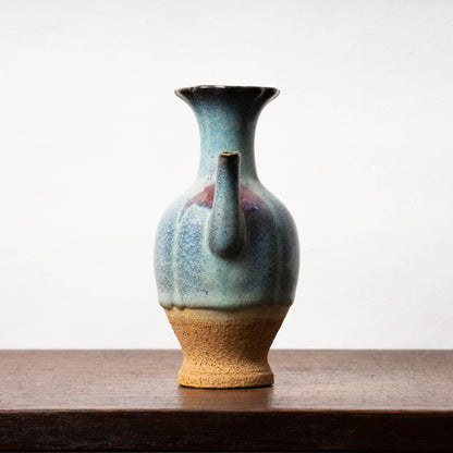 北宋 鈞窯 澱青釉紫斑瓜棱花口水注