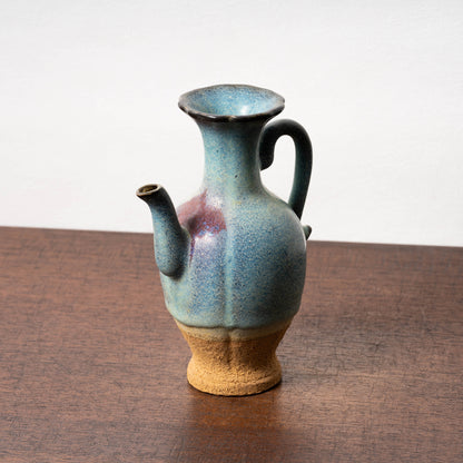 北宋 鈞窯 澱青釉紫斑瓜棱花口水注