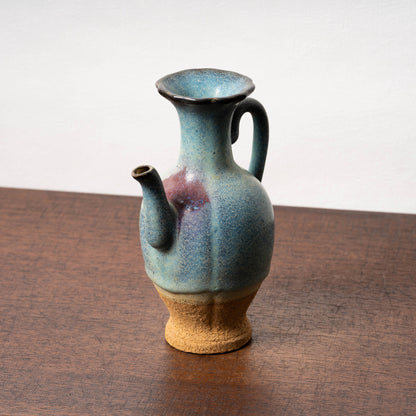 北宋 鈞窯 澱青釉紫斑瓜棱花口水注