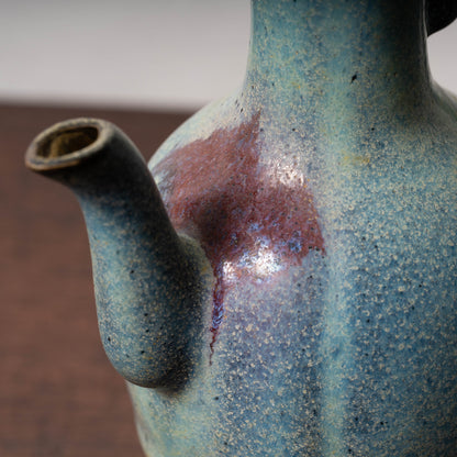 北宋 鈞窯 澱青釉紫斑瓜棱花口水注