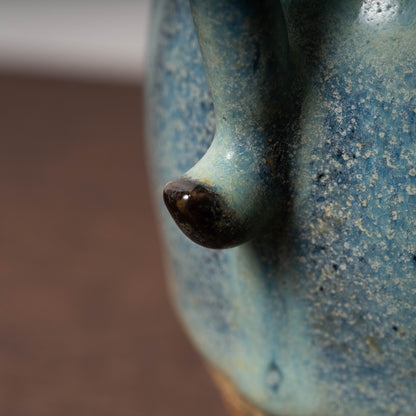 北宋 鈞窯 澱青釉紫斑瓜棱花口水注