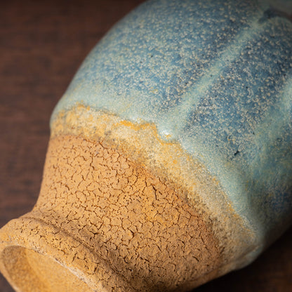 北宋 鈞窯 澱青釉紫斑瓜棱花口水注