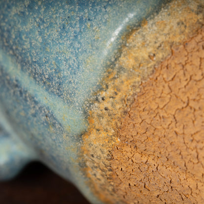 北宋 鈞窯 澱青釉紫斑瓜棱花口水注