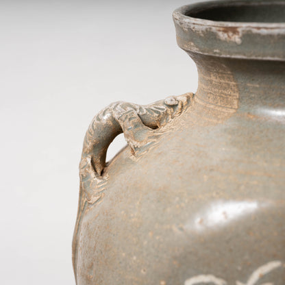 高麗 青磁象嵌草花文獣耳扁壺