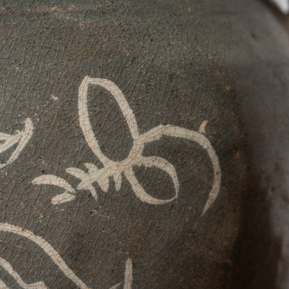 高麗 青磁象嵌草花文獣耳扁壺