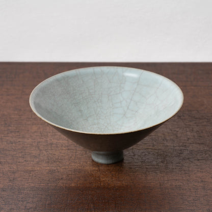 Southern Song Dynasty Guan Ware Celadon Tea Bowl with Conical Hat Shaped