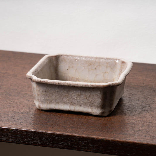 南宋哥窯 白釉四方隅切洗