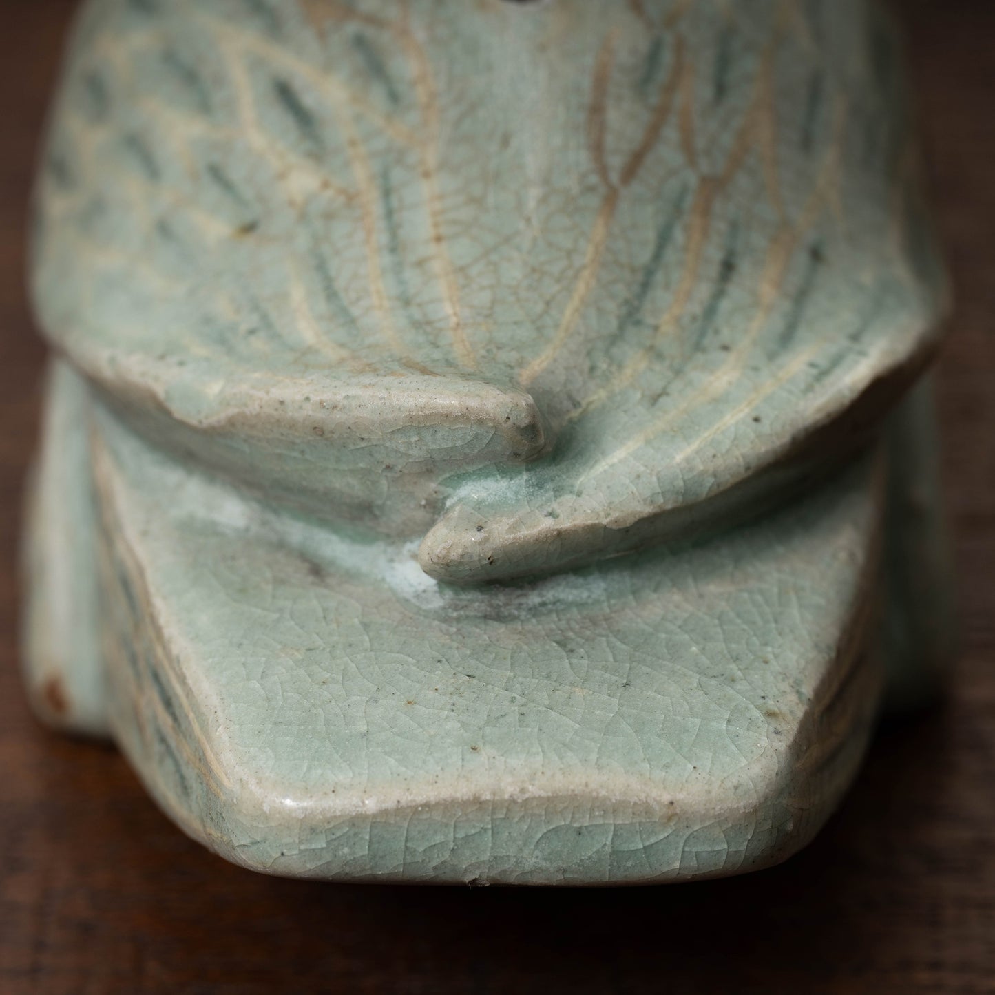 李朝 青磁象嵌鳥形水滴