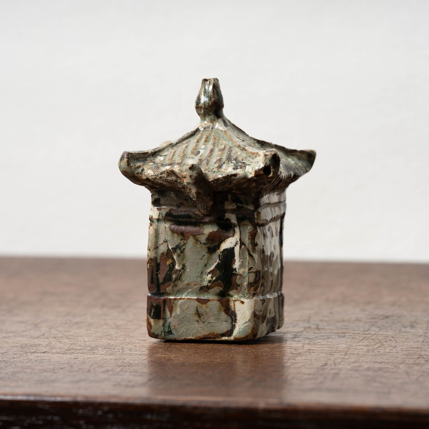 Goryeo Marbled Celadon House-Shaped Water Dropper